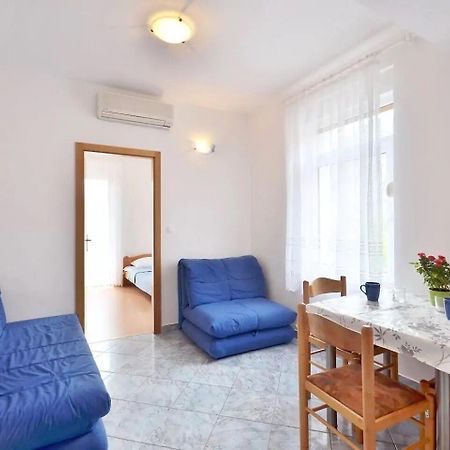 Apartment Toma Omiš Esterno foto