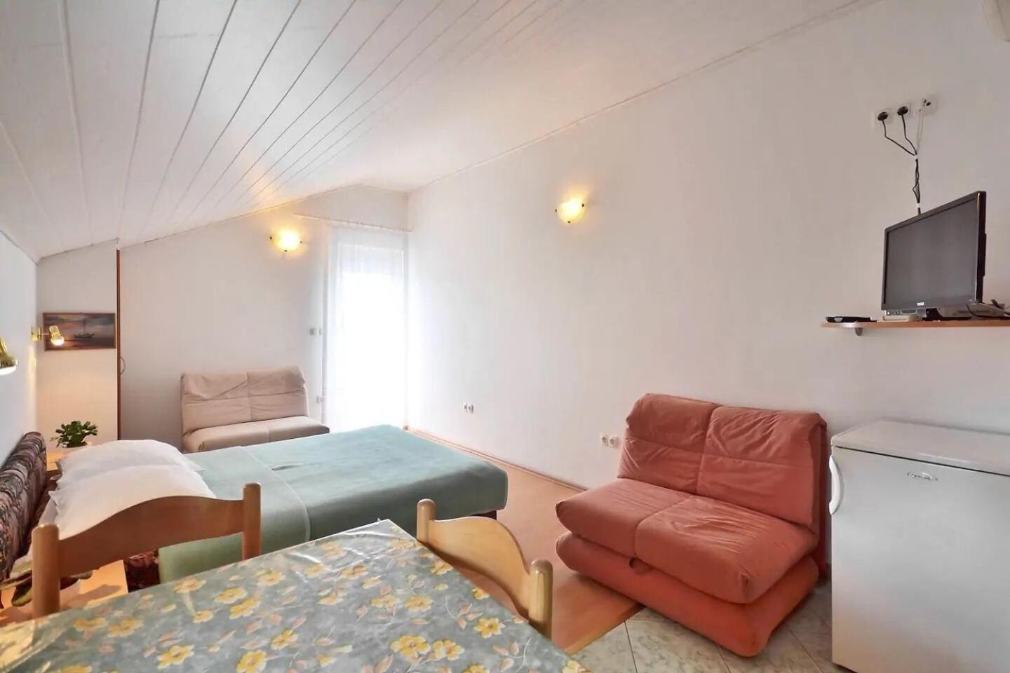 Apartment Toma Omiš Esterno foto
