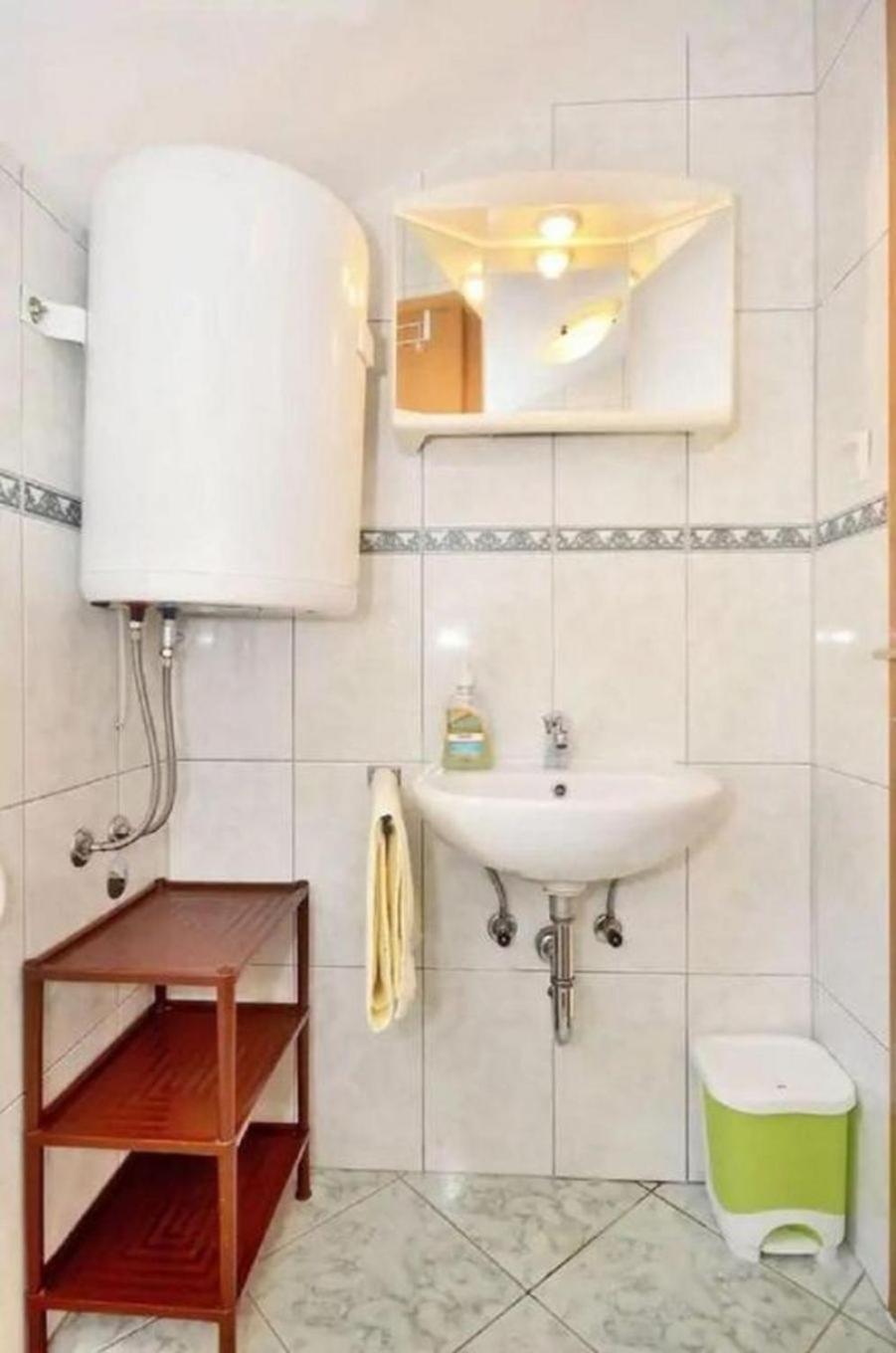 Apartment Toma Omiš Esterno foto