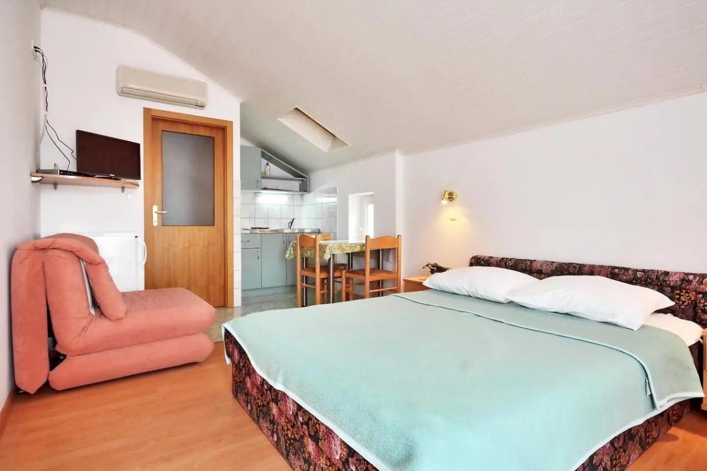 Apartment Toma Omiš Esterno foto